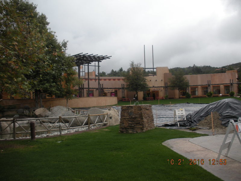 outlet center park at viejas casino