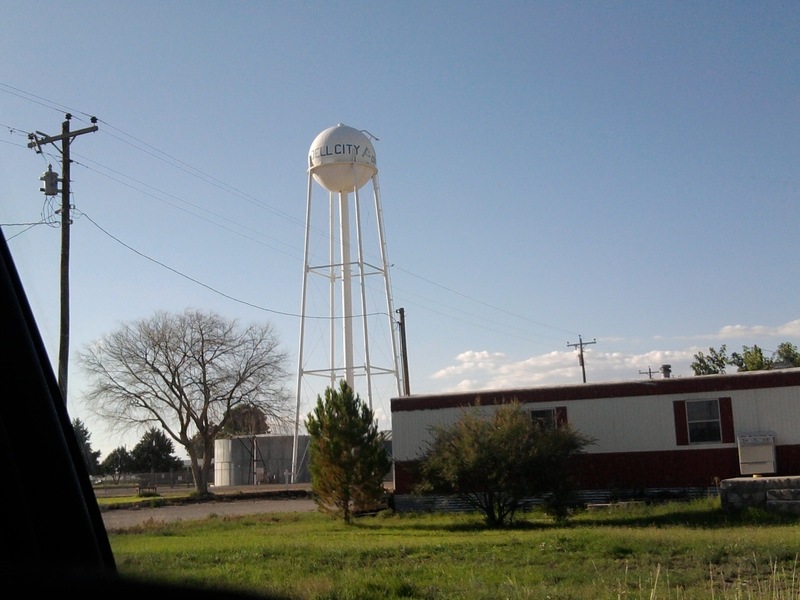 Dell City, TX: dell city water tower