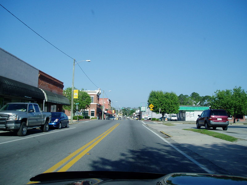 Jasper, FL: Hatley St. SW approaching Central Ave. NE
