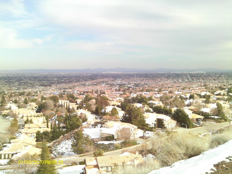 Quartz Hill, CA: Panaromic view of quartz hill
