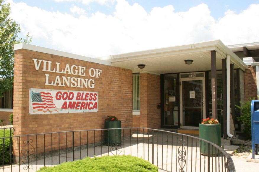 Lansing, IL: Lansing's Village Hall