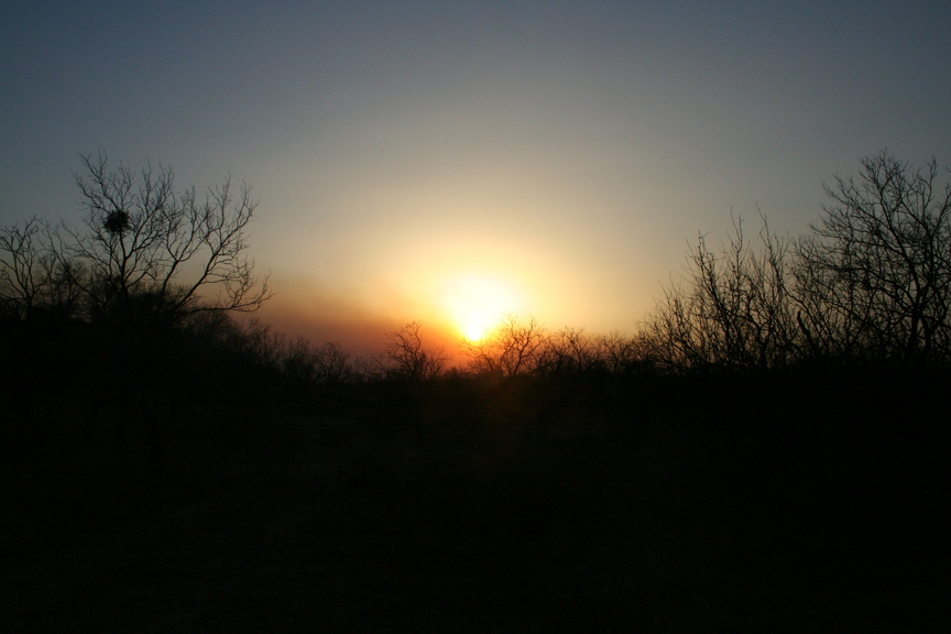 Coleman, TX : Sun going down