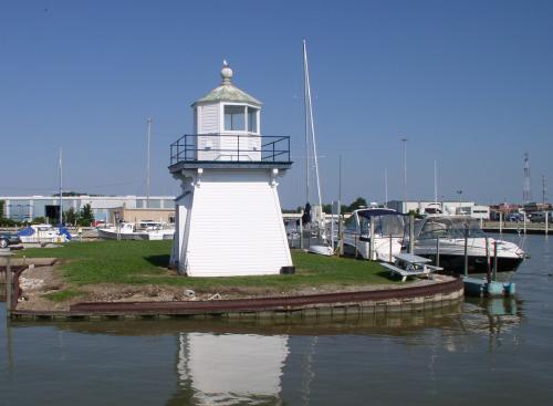 Port Clinton, OH : Port Clinton Lighthouse
