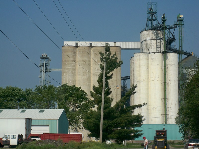 Blencoe, IA City Grain bins photo, picture, image (Iowa) at