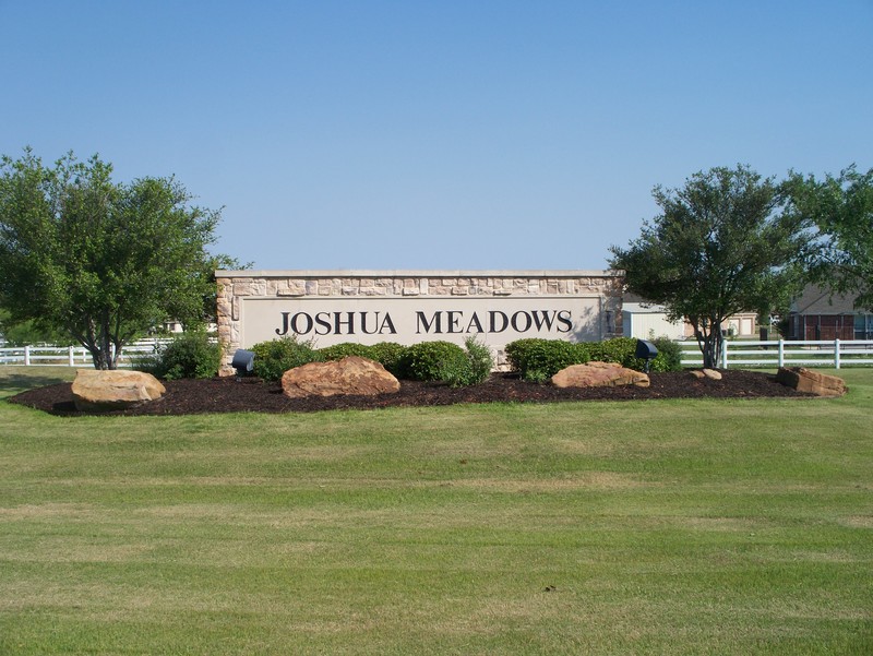 Joshua, TX: Joshua Meadows Neighborhood Entrance Sign