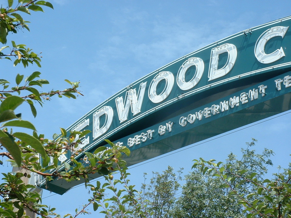 Redwood City, CA : Gateway to downtown Redwood City