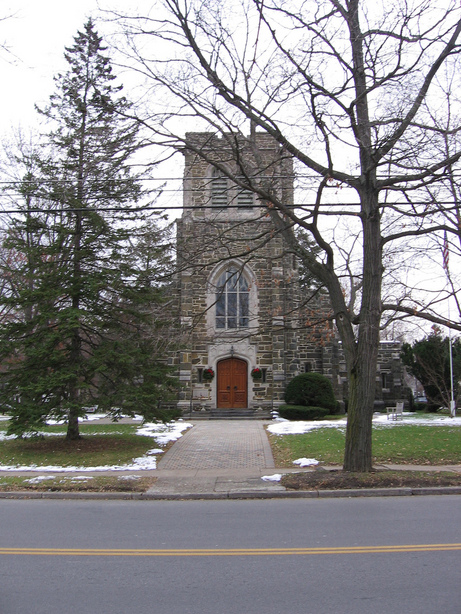 Rhinebeck, NY : A church in Rhinebeck, NY