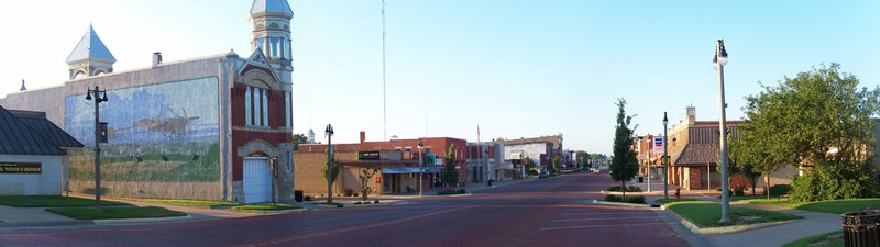 Kingman, KS: Main Street Kingman