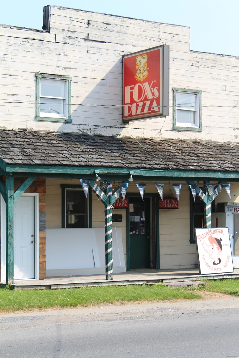 Sykesville, PA : Fox's Pizza Den photo, picture, image (Pennsylvania