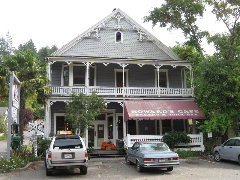 Occidental, CA: Howard's Cafe