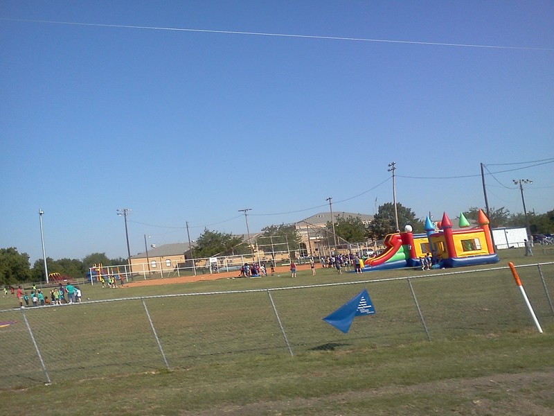 Milford, TX: Milford isd field day