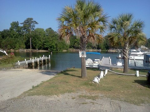 Vance, SC: Picture of Boat Launch in Vance by Marker 79 aka Tiki Bar