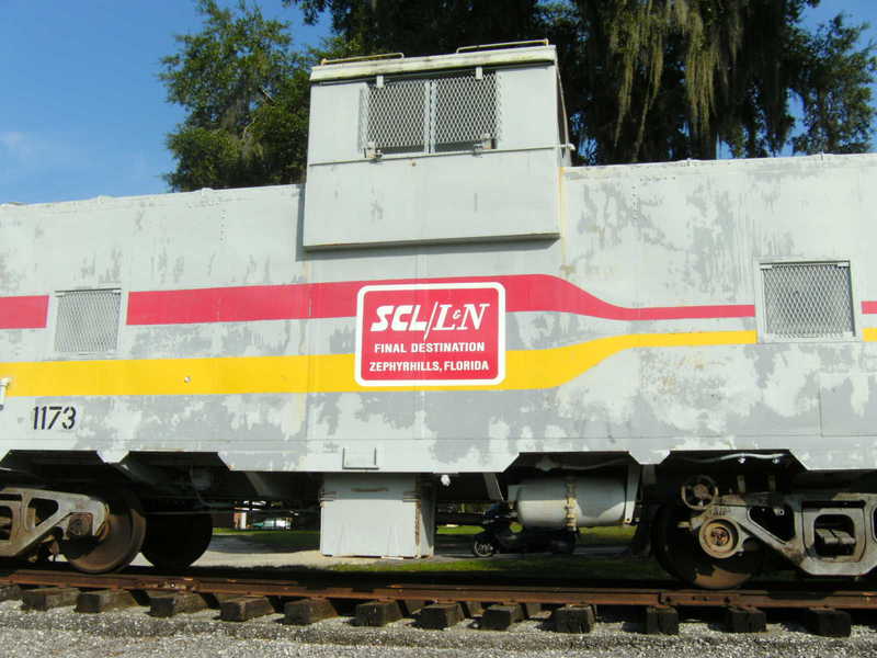 Zephyrhills, FL: Train