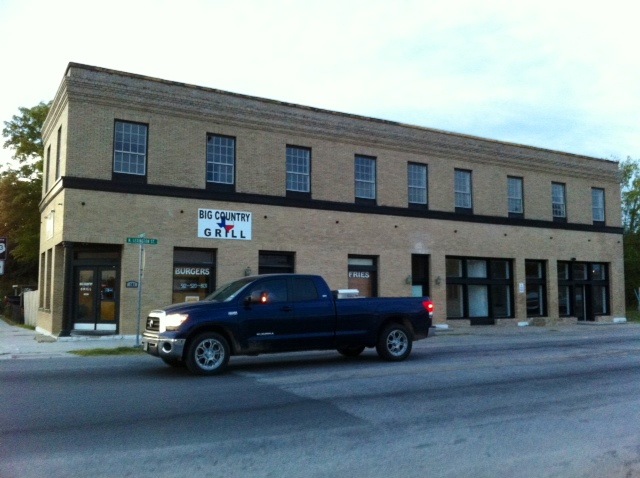 Manor, TX: Kouri Building built in early 1900's housed the first Bank and Post Office from 1914 until 1960
