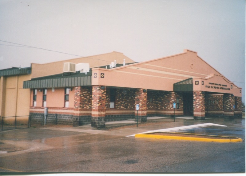 Vaughn, NM Vaughn High School Gym photo, picture, image (New Mexico