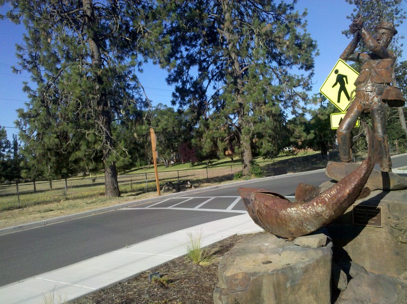 Shady Cove, OR Shady Cove fish and fisherman statue photo, picture