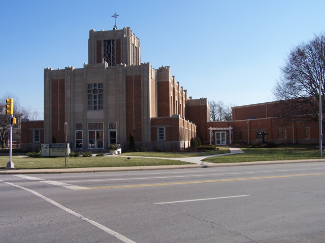 Beech Grove, IN: Holy Name Catholic Church