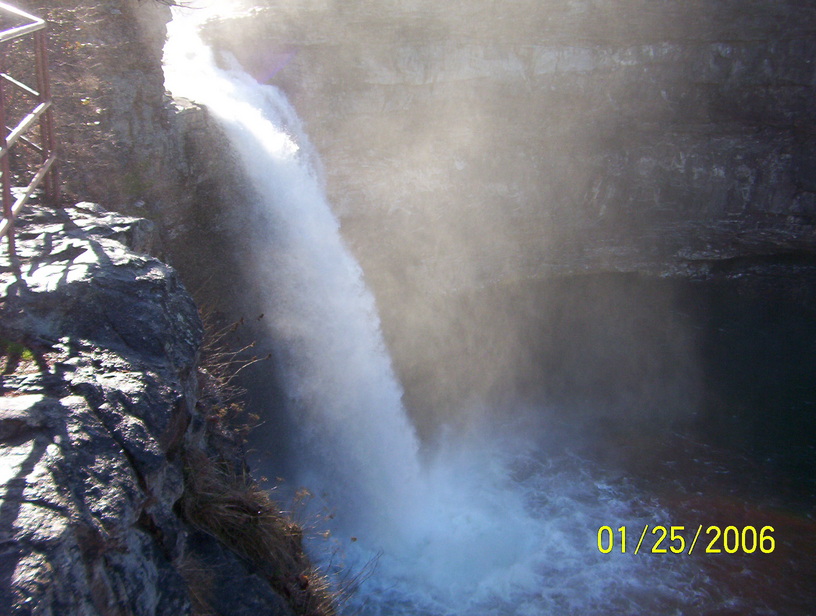 Fort Payne, AL: Desoto Falls