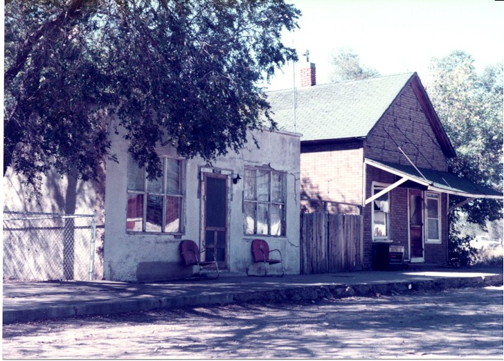 Ault, CO : Off Main property