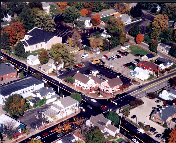 Centerville, OH: Another aerial picture of the center of Centerville, Ohio (Intersection of Franklin and Mail Streets)