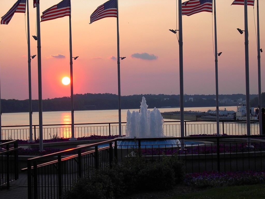 Owensboro, KY: Owensboro at sunset