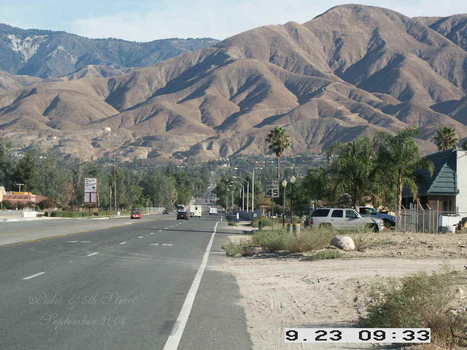 Highland, CA: Highland, Californina - Palm and 5th Street Looking North - Sep 2004