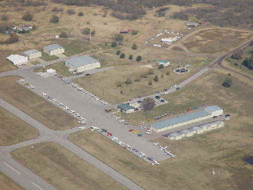 La Grange, TX: Fayette Regional Air Center