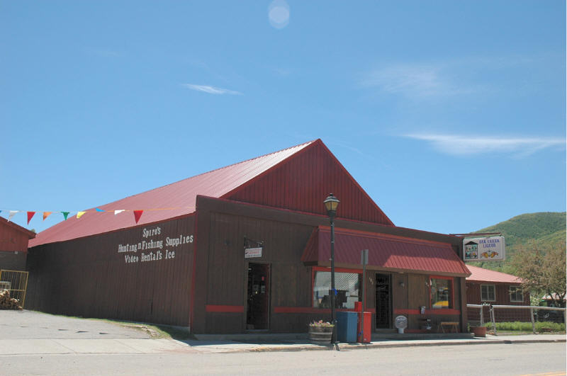 Oak Creek, CO : Outfitters