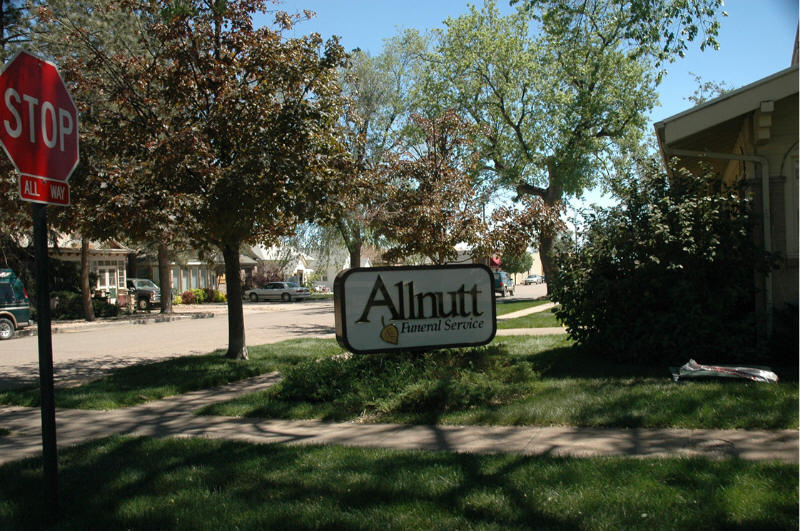 Eaton, CO : Allnut Mortuary