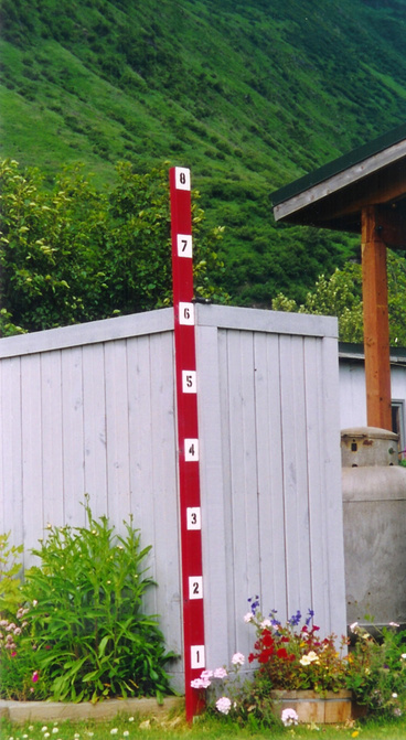 Valdez, AK : Measuring snowfall