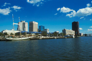 Norfolk, VA : Norfolk Waterfront