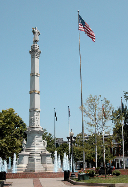 Easton, PA: Centre Square Monument