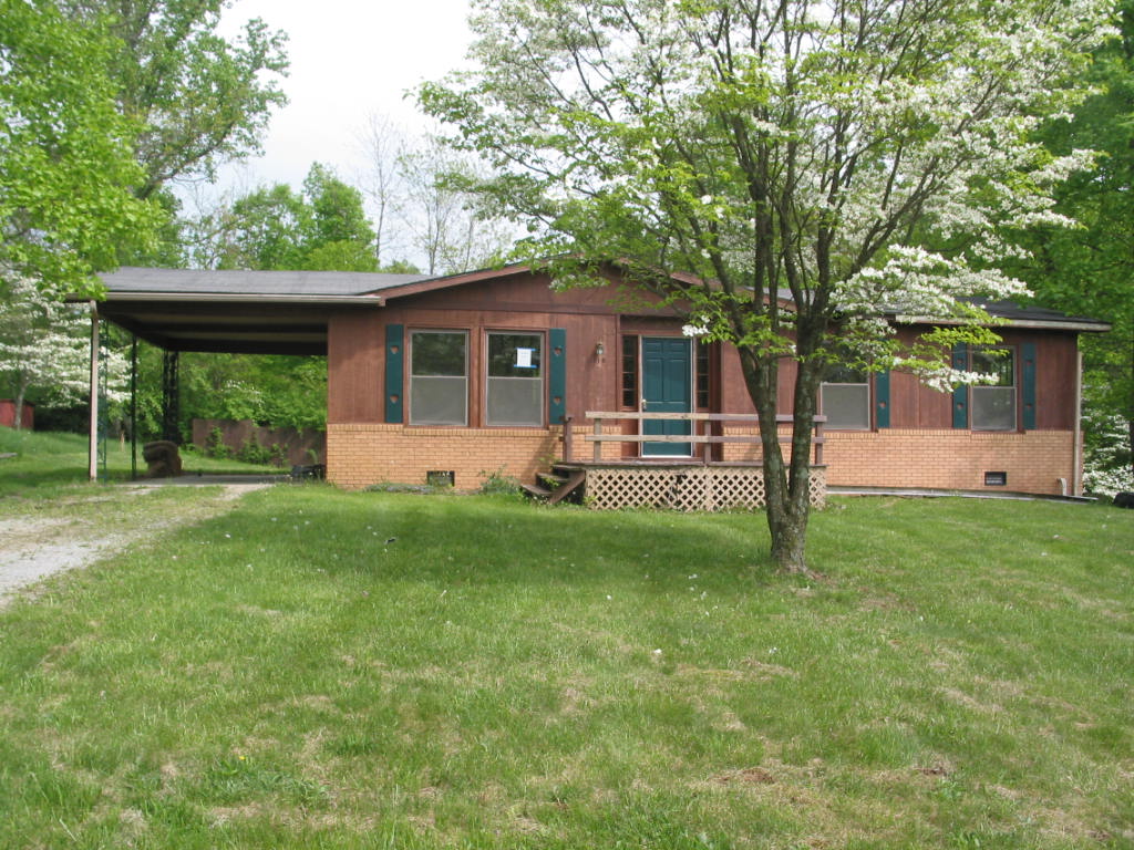 Milton, KY: 116 Lakeview Road, home is under contract
