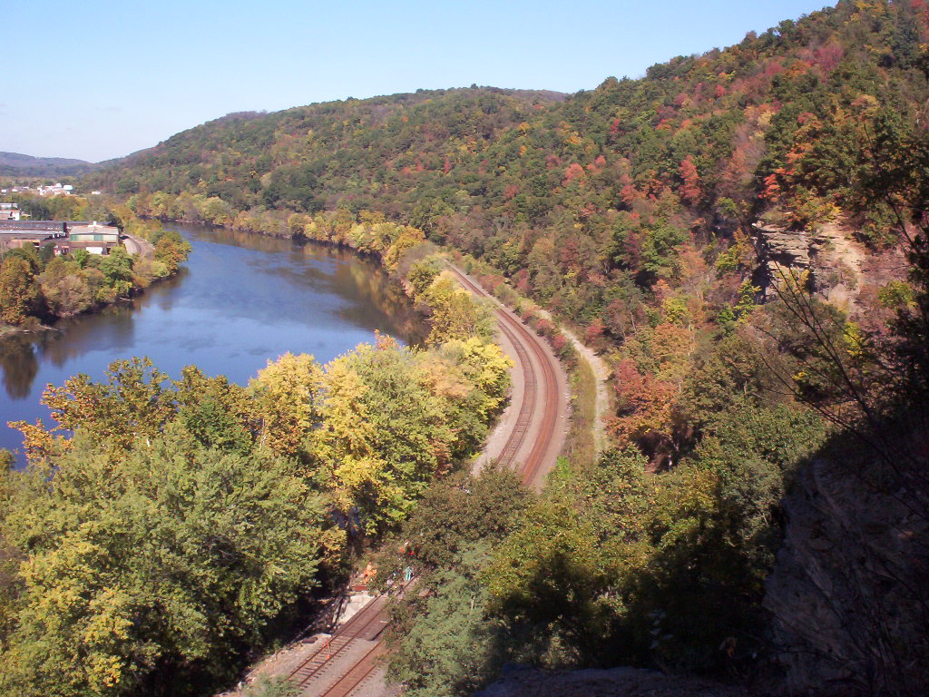 Beaver Falls, PA : The Beaver River,Pa. Fall 2004 photo, picture, image