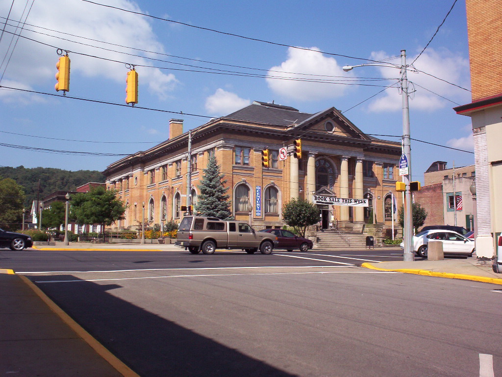 Beaver Falls, PA : Carnegie Library on 7th Ave Beaver Falls,Pa. in the