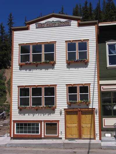 Red Cliff, CO: Red Cliff Ski Lodge, Great value! Fully equipped 1-3 Bed units.