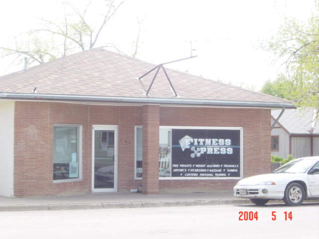 Chester, MT : picture of a business downtown