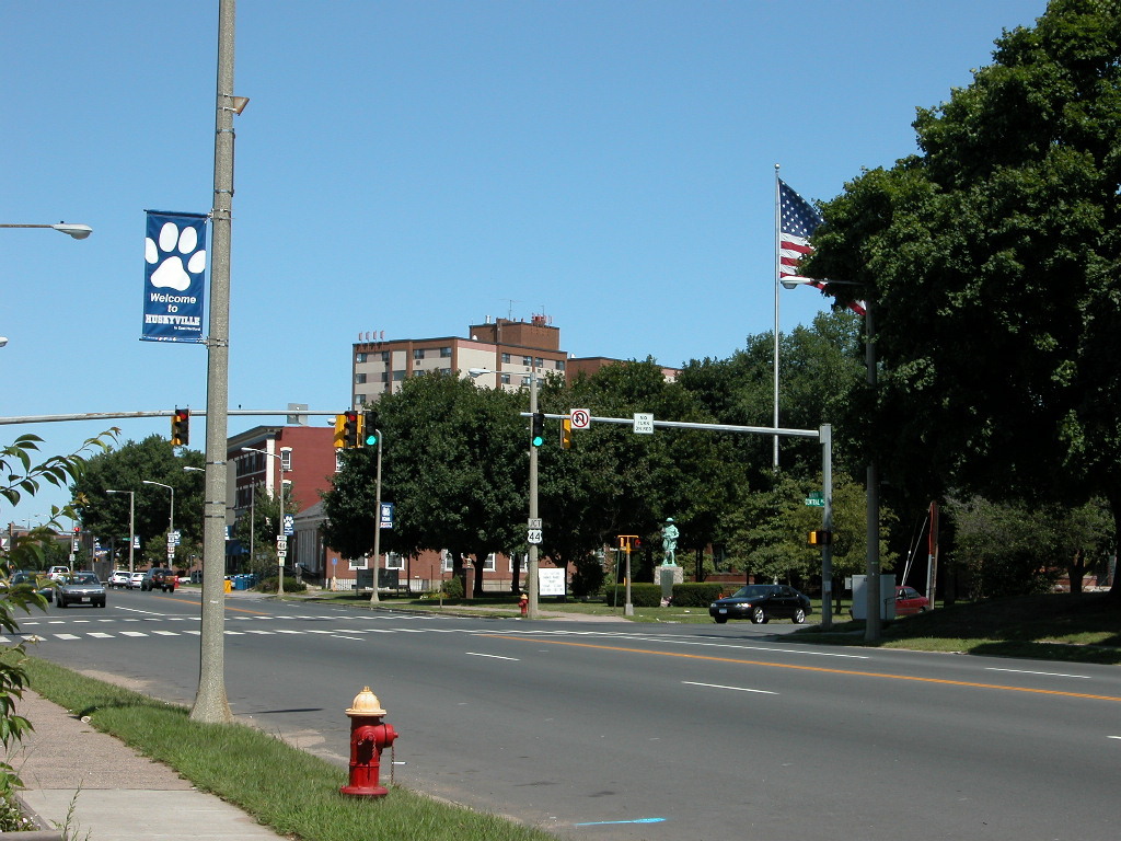East Hartford, CT: East Hartford-Downtown Main Street