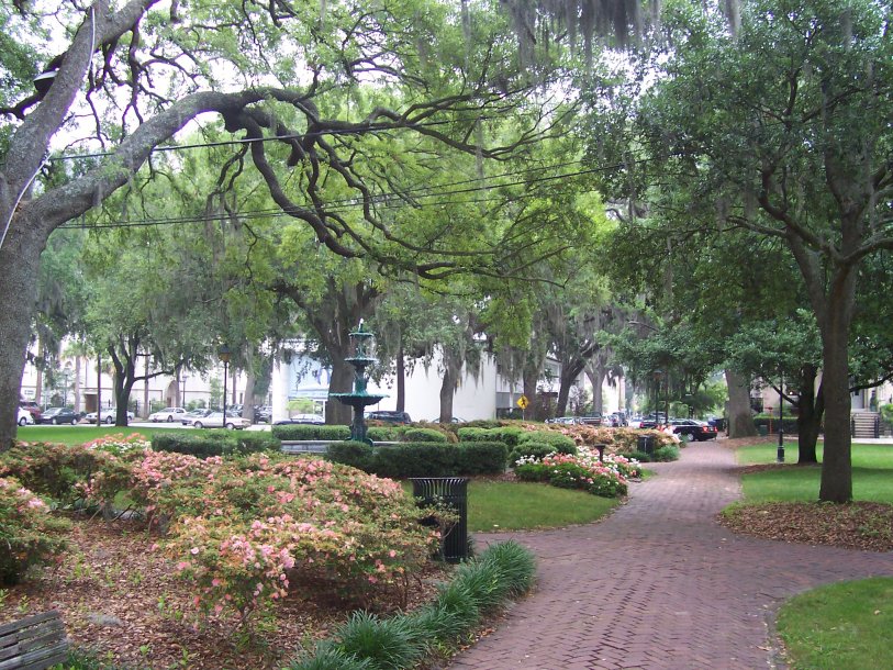 Savannah, GA : Savannah's many small parks photo, picture, image