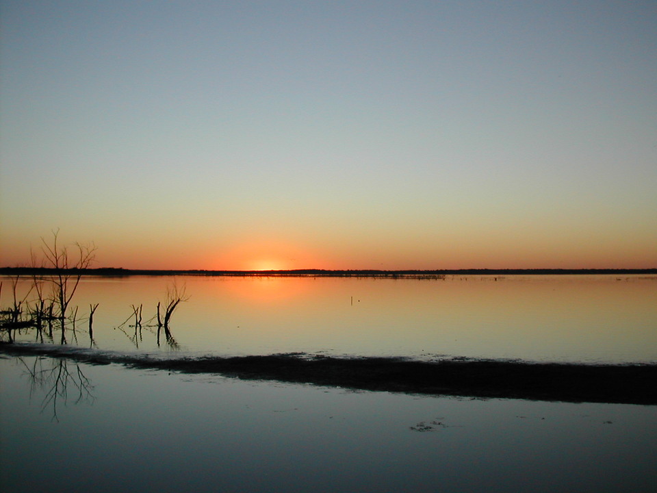 Lake City, TX: Sunset at Lake Corpus Christi