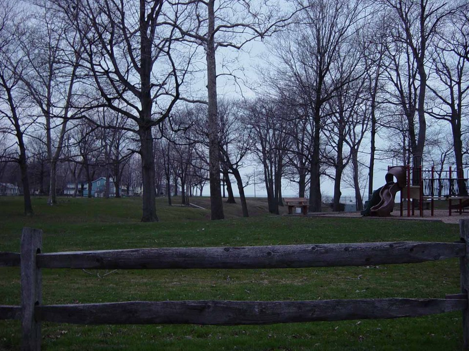 Mentor-on-the-Lake, OH : Mentor beach park