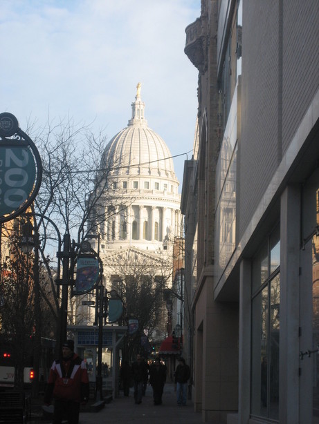 Madison, WI : Captiol and State Street