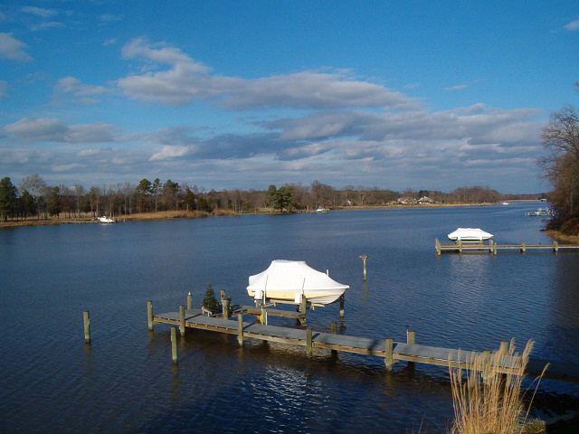 Easton, MD: looking up the miles river in December