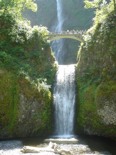 Portland, OR : Multnomah Falls photo, picture, image ...
