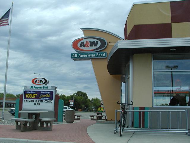 Fargo, ND : A&W in North Fargo