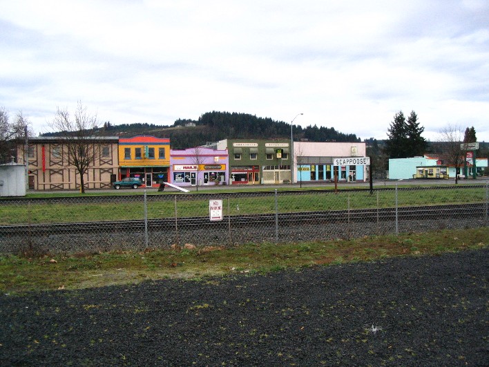 Scappoose, OR: Downtown from tracks