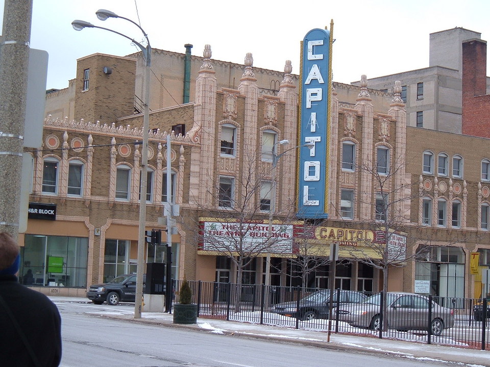Flint, MI: capitol theatre in downtown flint