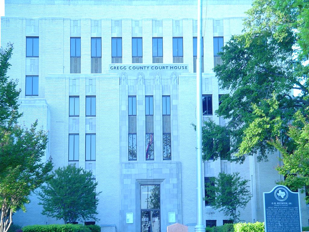 Longview, TX: Gregg Cty Courthouse in Downtown