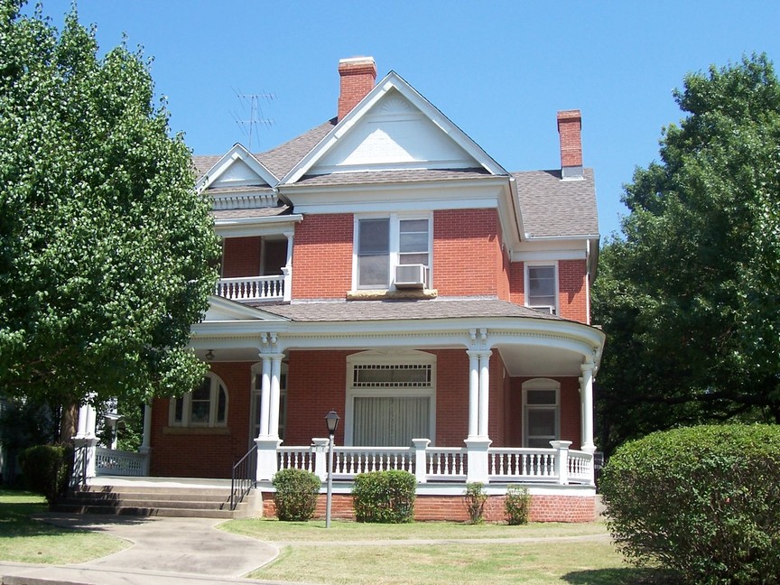 Gainesville, TX Historic Victorian Home photo, picture, image (Texas