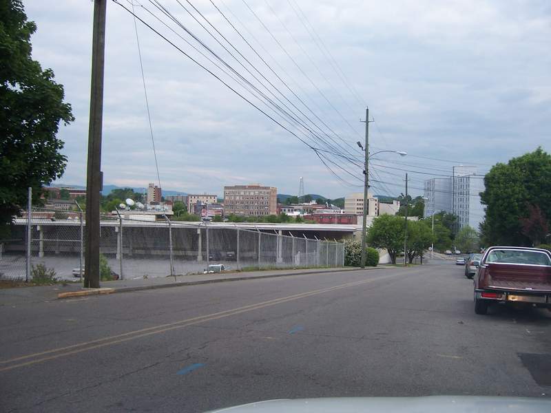 Bristol, VA : Downtown Bristol, VA-TN (May 2006) photo, picture, image